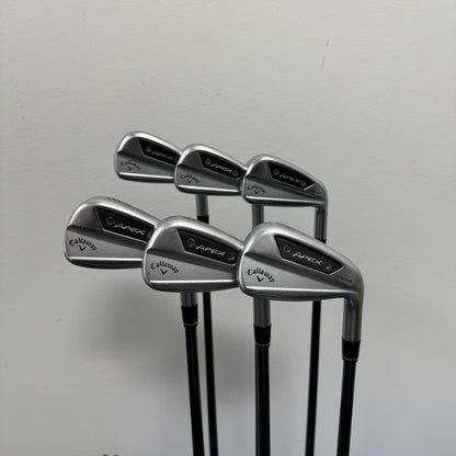 Callaway Apex Ai200 Iron Set 5-PW UST Recoil Dart Graphite Regular RH VERY GOOD