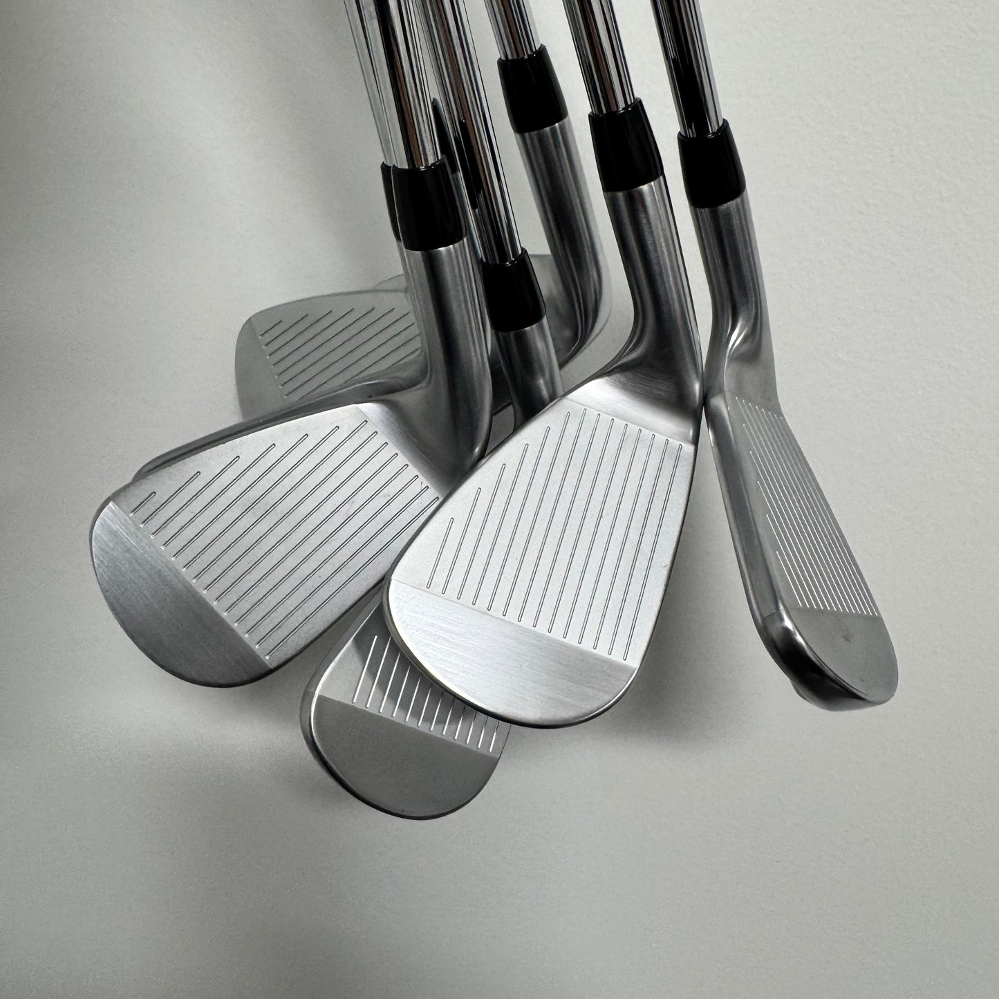 Titleist T350 4G Iron Set 5-PW, GW AMT Red Steel Stiff Right Hand - MINT