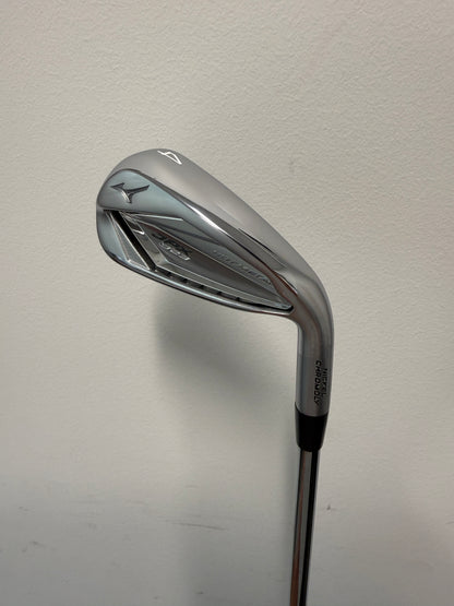 Mizuno JPX 923 Hot Metal #4 Iron Single Club Dynamic Gold 95 Regular Right Hand - MINT