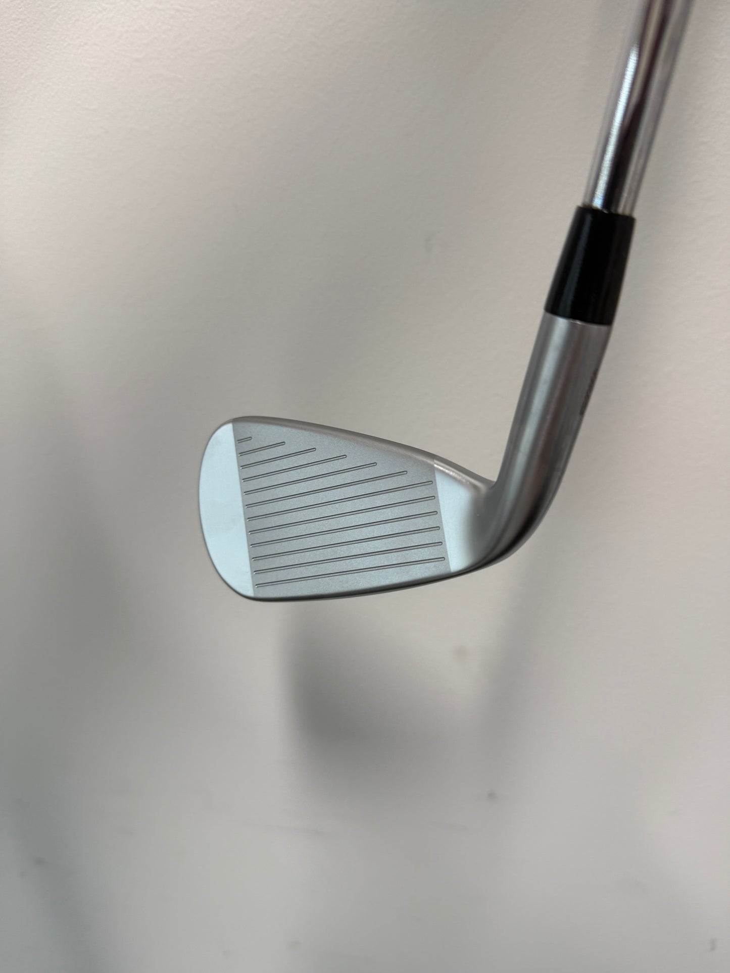 Mizuno JPX 923 Hot Metal #4 Iron Single Club Dynamic Gold 95 Regular Right Hand - MINT