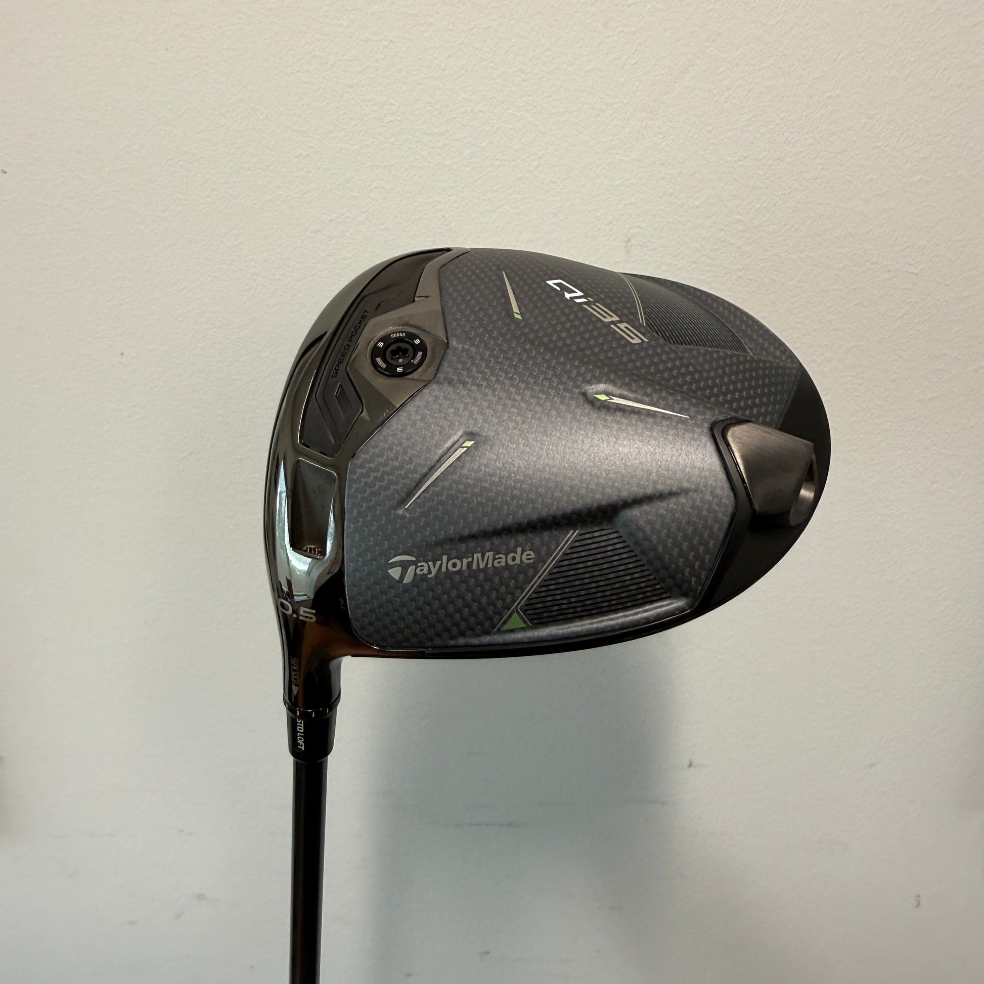 TaylorMade Qi35 Driver 10.5* Diamana 60 Regular Flex Left Hand - MINT
