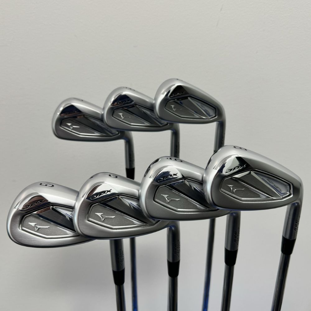 Mizuno JPX 925 Hot Metal Iron Set 5-PW, GW Steel Regular +1/2" Right Hand - MINT